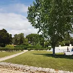 Balaia Gardens, Jardins Da Balaia بيت ضيافة 3*